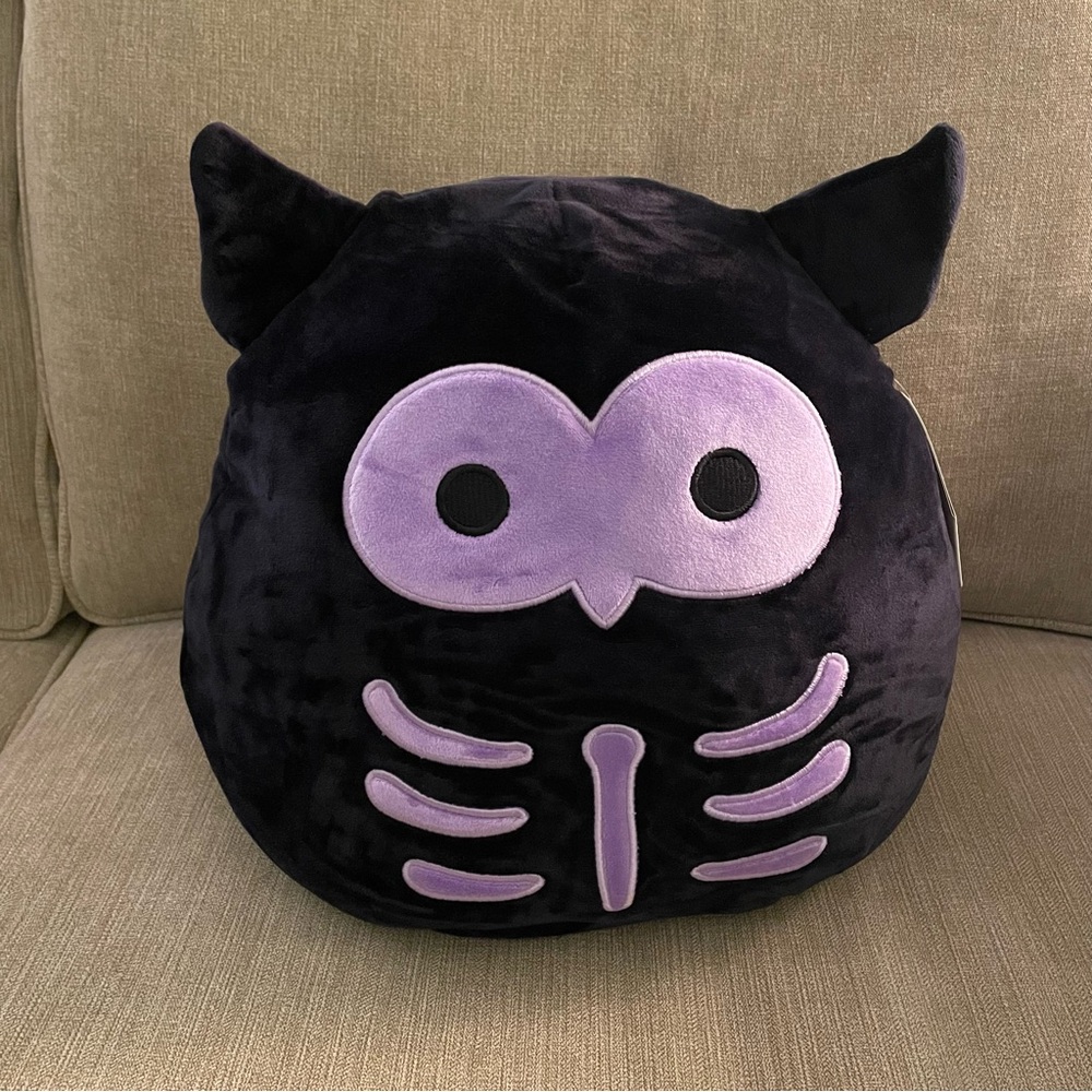 Squishmallows Holly the Owl Skeleton